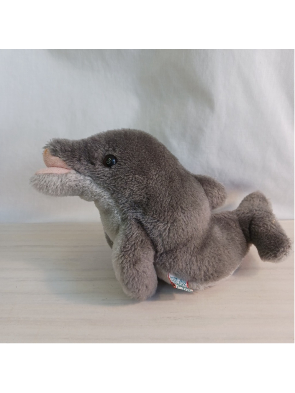 DAKIN Bean Bags Bag DIPPER DOLPHIN Plush Stuffed Toy VINTAGE With Tag 1979